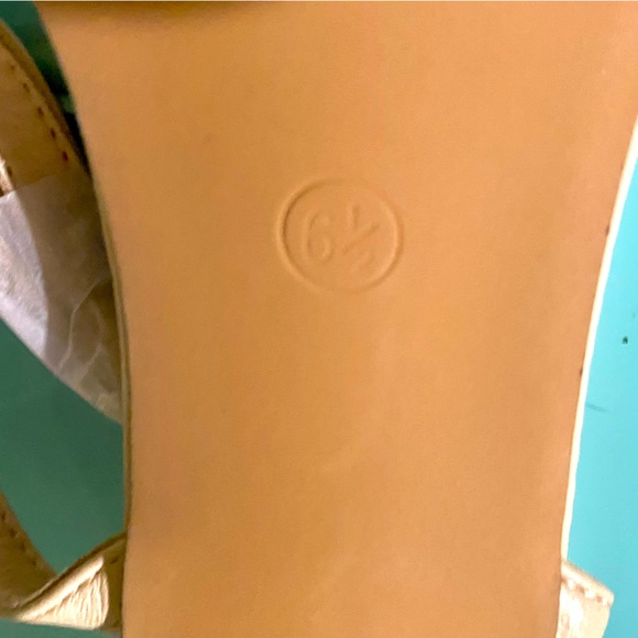 NWOT VETASTE Womens Square Toe High Heel Leather Strap Chain Stiletto. Size:6.5 - Picture 9 of 9